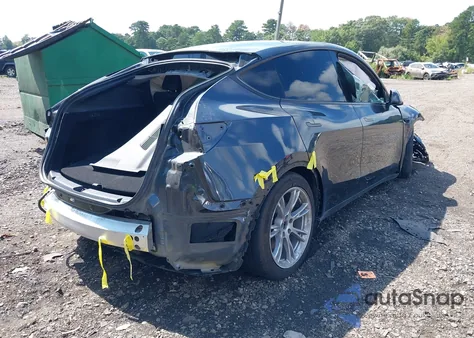 2024 Tesla Model Y Long Range Dual Motor All-Wheel Drive from USA, damaged, VIN 7SAYGDEE5RA225734